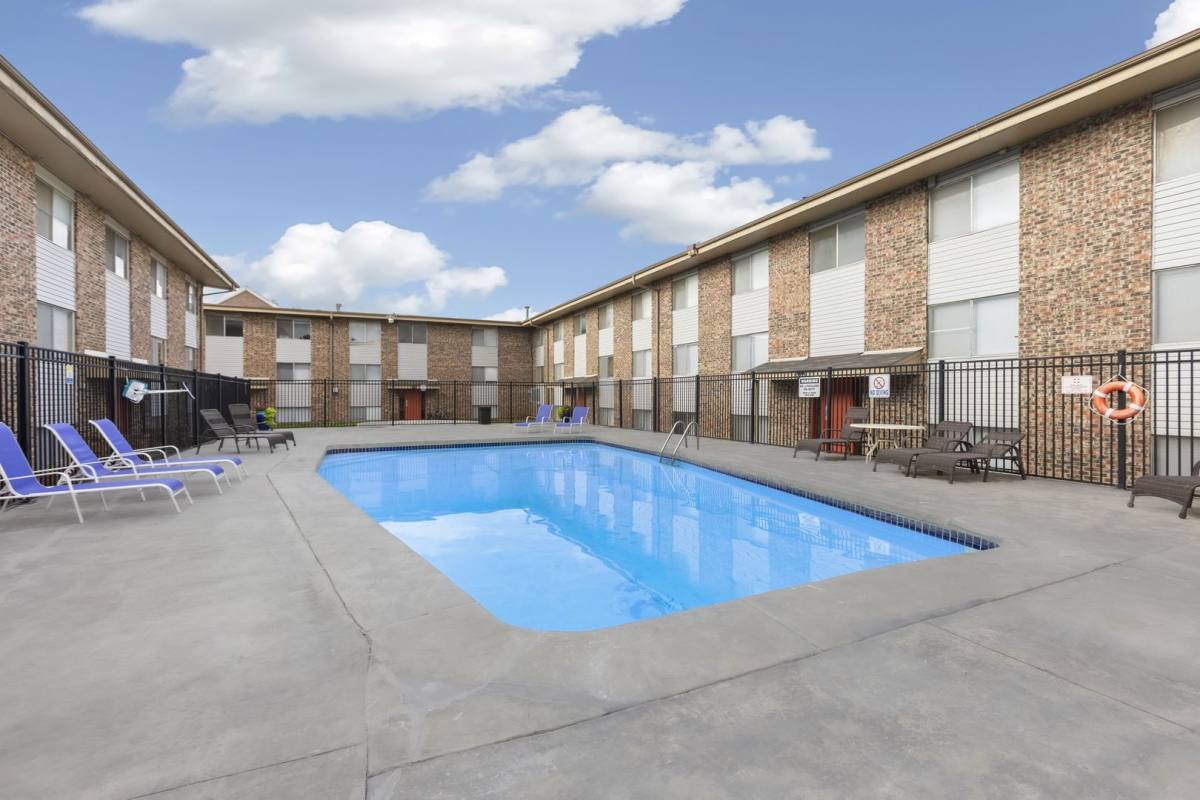 Apartment for rent at 1533 Merchant St, Emporia, KS 66801
