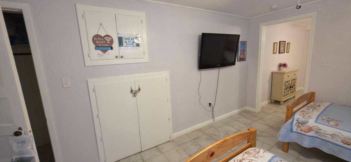 Apartment for rent at 1915 Ave O 1 #2, Galveston, TX 77550