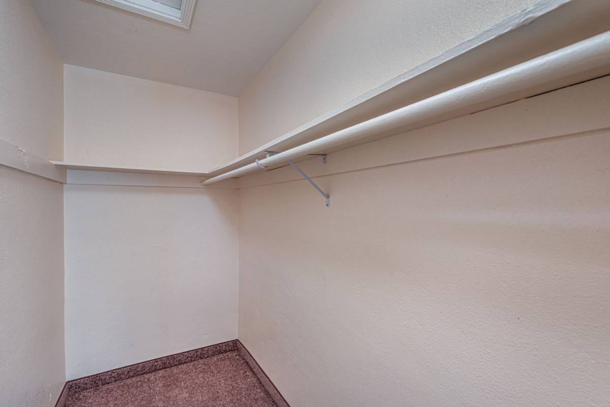 Apartment for rent at 210 N 10th St, Las Vegas, NV 89101
