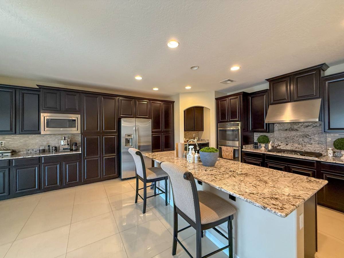 House for rent at 7276 White Bloom Ave, Las Vegas, NV 89117