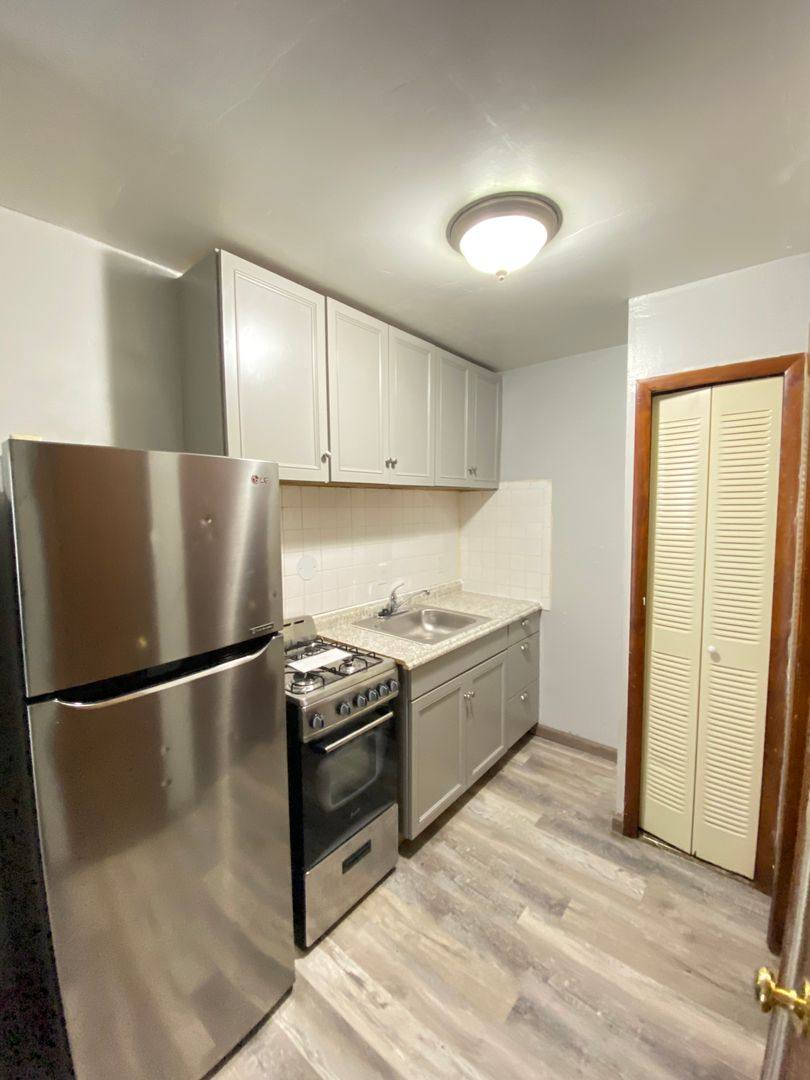Apartment for rent at 59 E Norwich Ave, Columbus, OH 43201