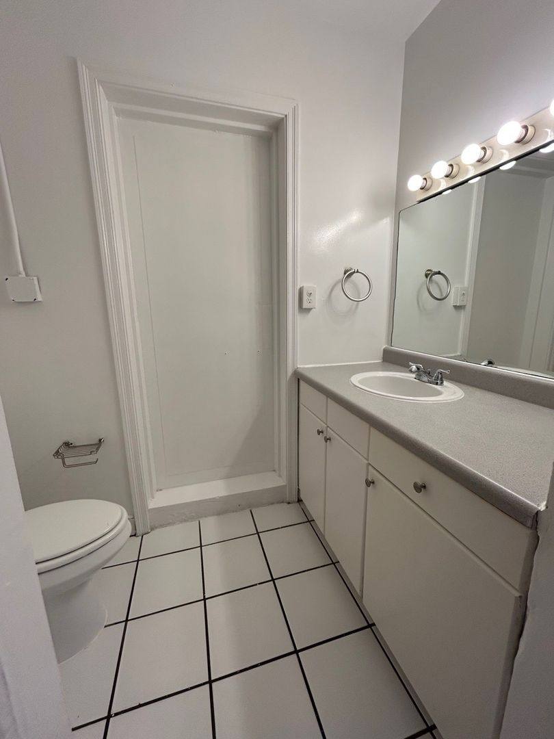Apartment for rent at 306 - 314 N Lakeside Court, West Palm Beach, FL 33407