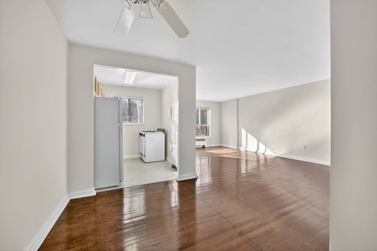 Apartment for rent at 1010 G St NE, Washington, DC 20002