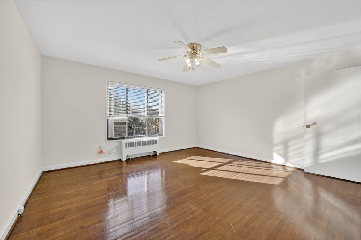 Apartment for rent at 1010 G St NE, Washington, DC 20002