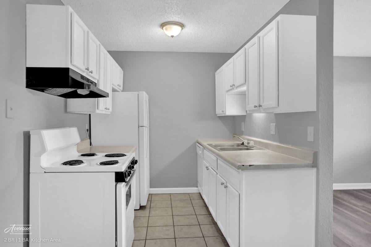 Apartment for rent at 1642 Alton St, Aurora, CO 80012