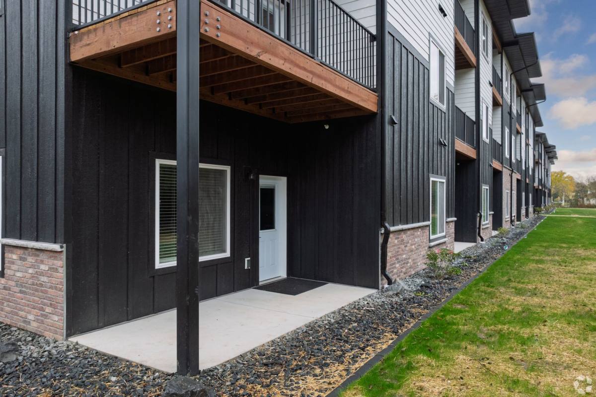 Apartment for rent at 381 Chippewa Mall Dr, Chippewa Falls, WI 54729