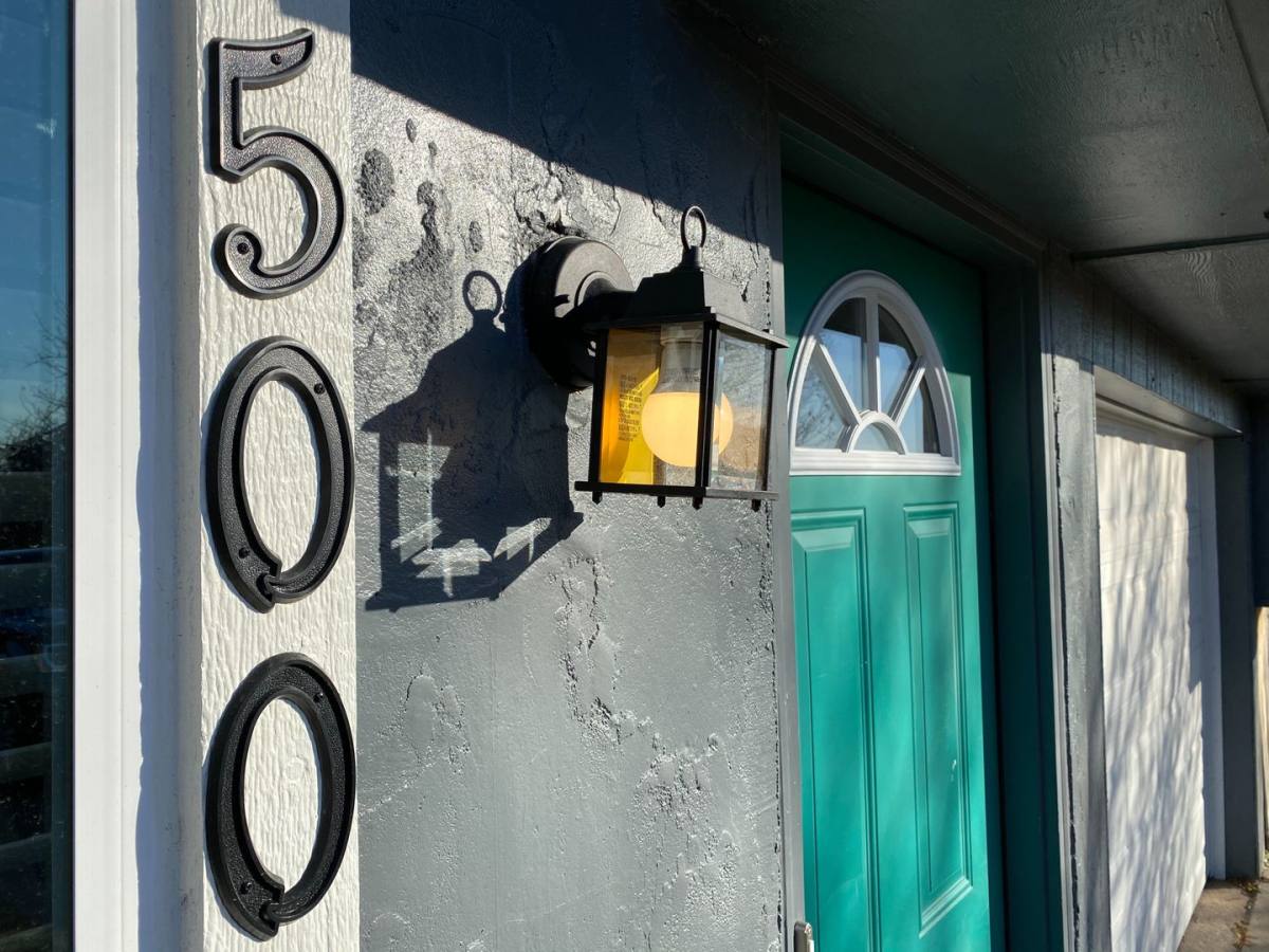 House for rent at 500 N Davis Ave, Oklahoma City, OK 73127