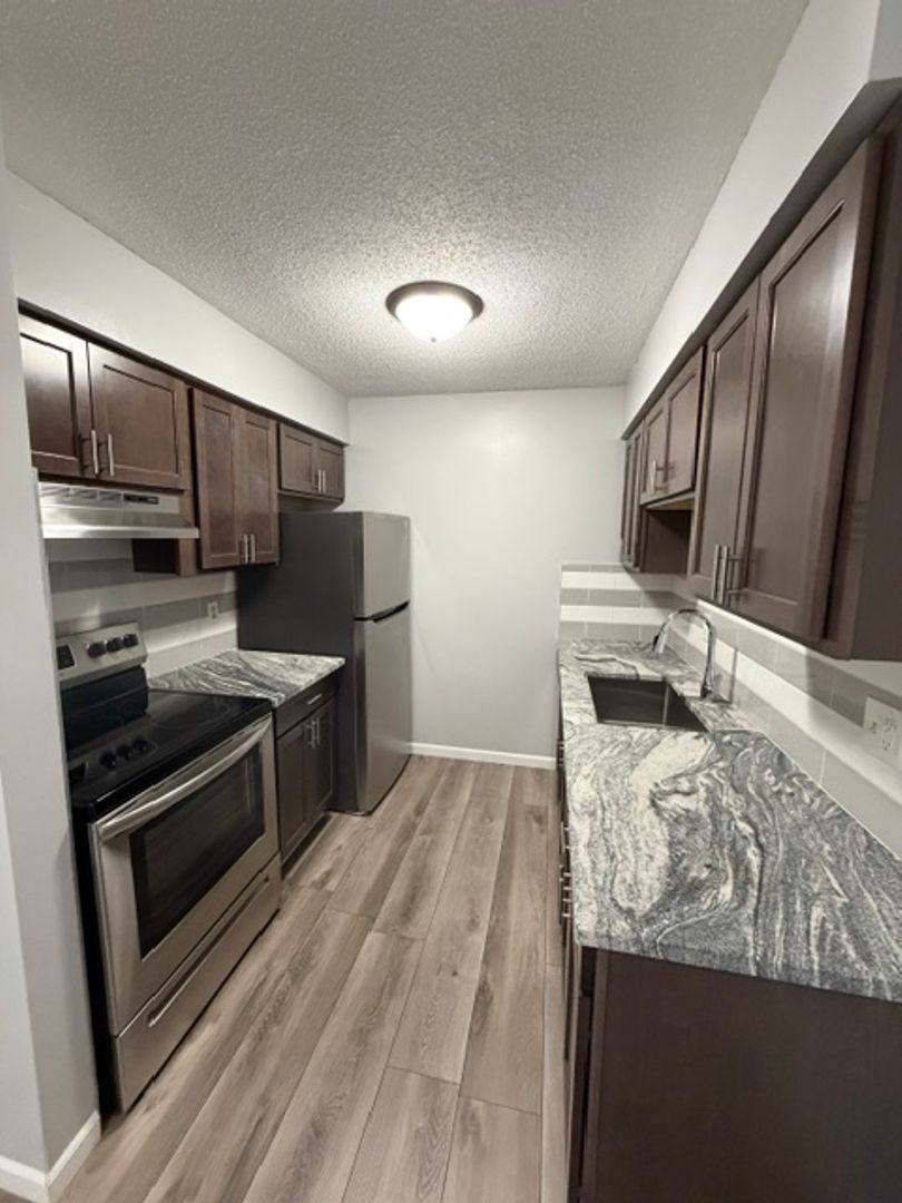 Apartment for rent at 1250 E W Maple Rd, Walled Lake, MI 48390