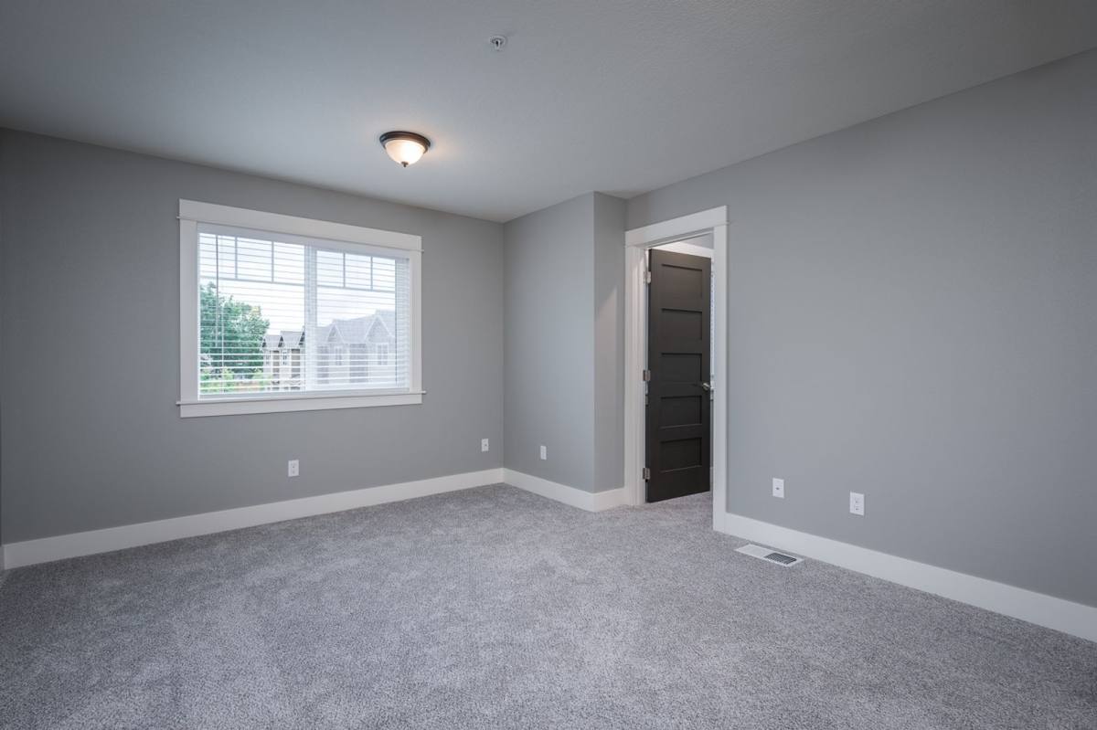 Townhouse for rent at 1675 SW Cherry Park Rd, Troutdale, OR 97060