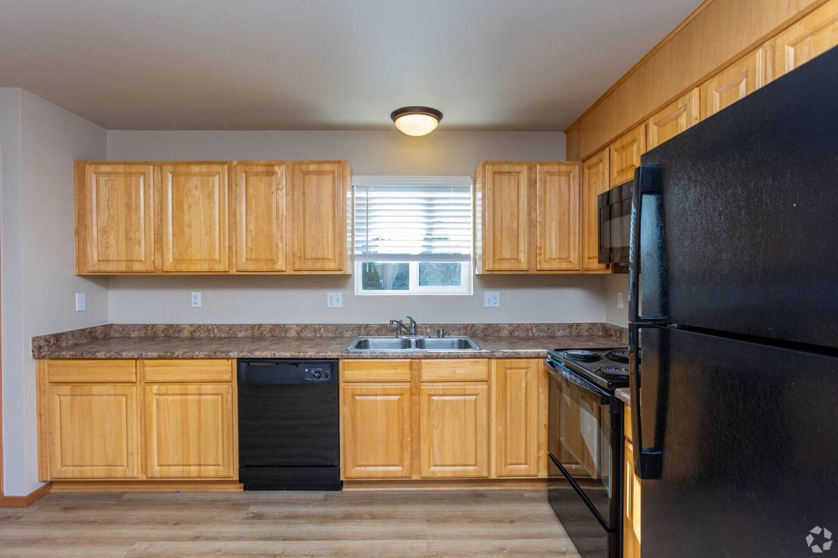 Apartment for rent at 10790 16th Ave SW, Seattle, WA 98146
