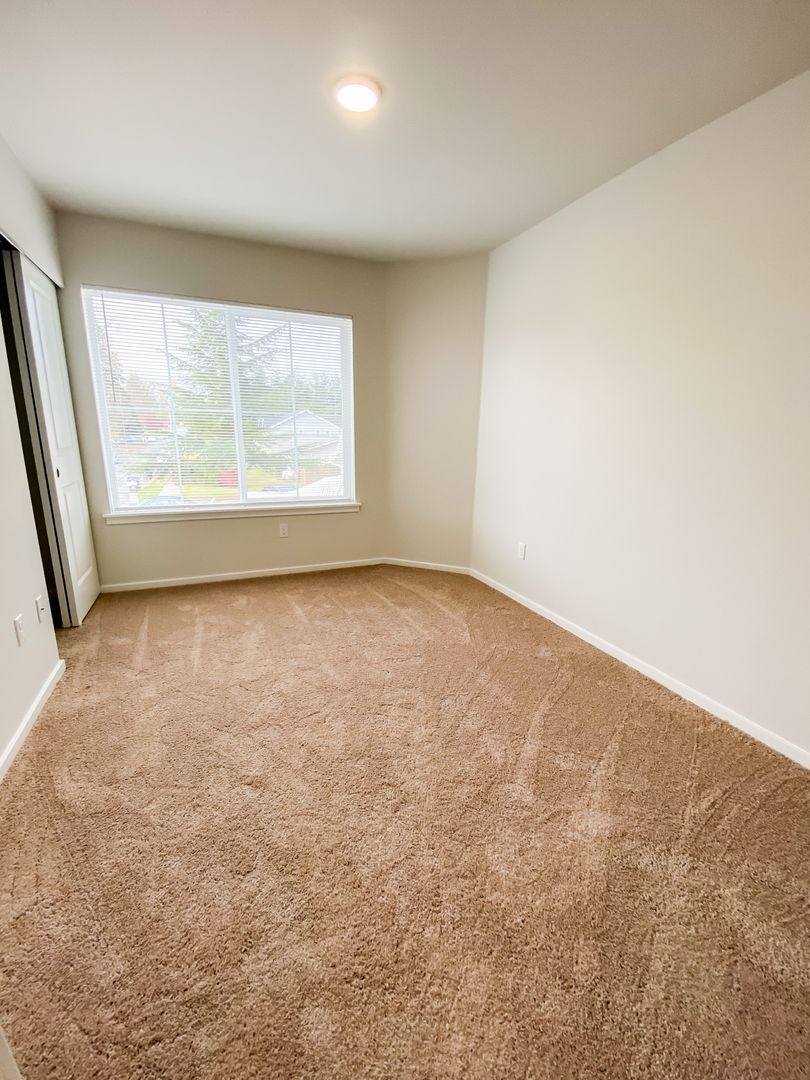 Apartment for rent at 1402 E 69th St, Tacoma, WA 98404