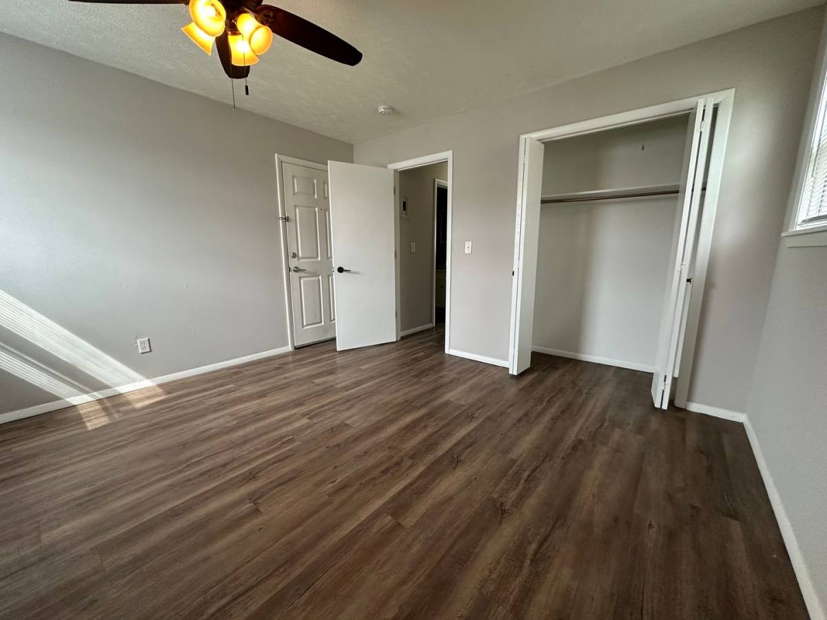 Apartment for rent at 337 Riley Dr, Bloomington, IL 61701