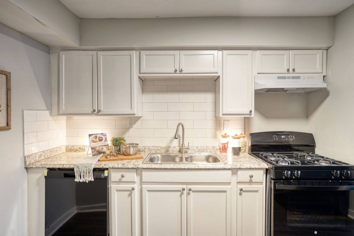 Apartment for rent at 2301 Godby Rd, Atlanta, GA 30349