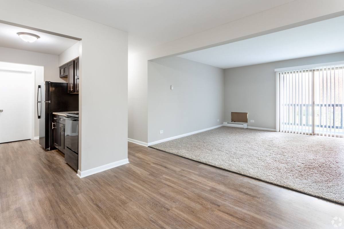 Apartment for rent at 23439 Western Ave, Park Forest, IL 60466