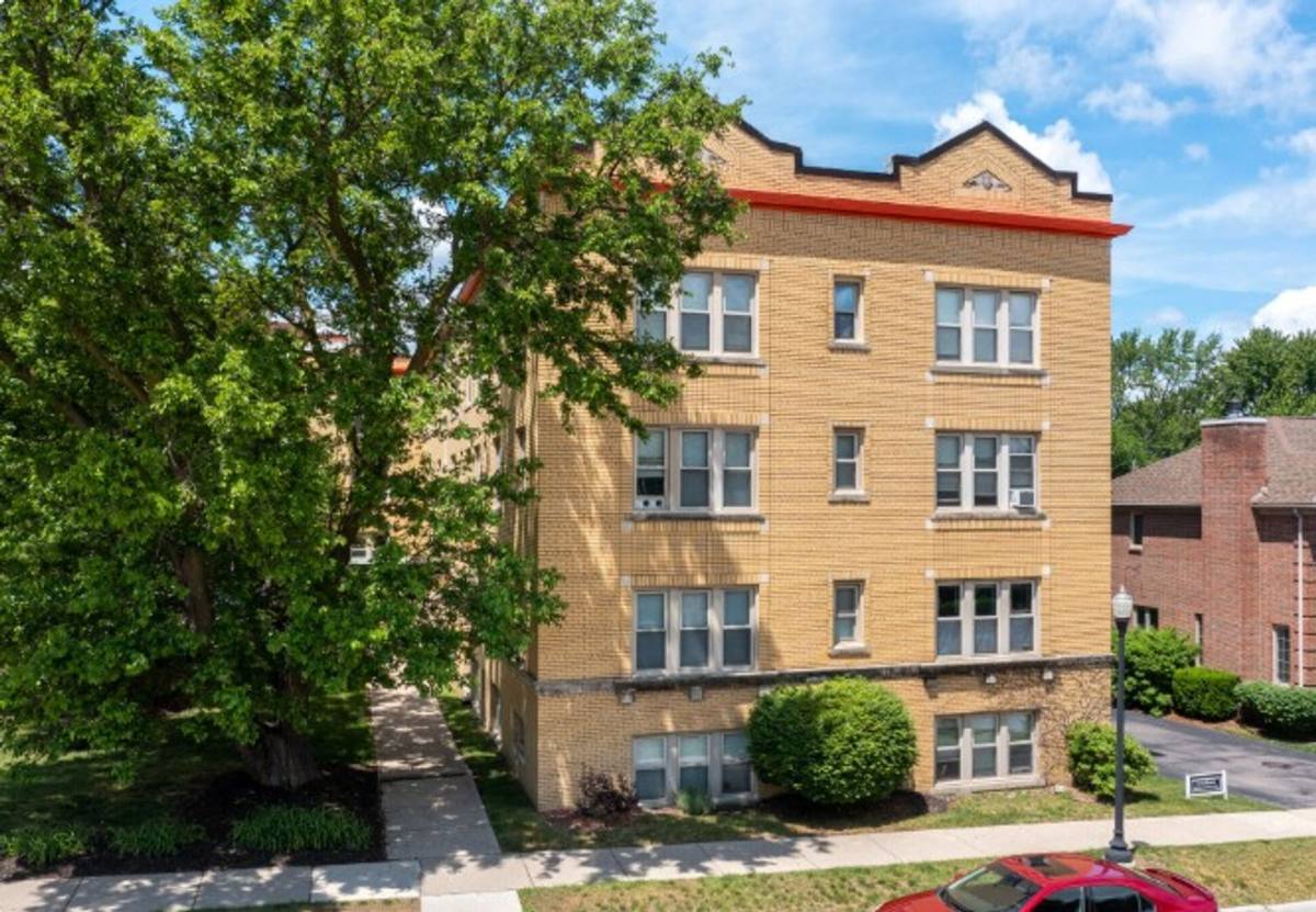 Apartment for rent at 851 Oakwood Blvd, Dearborn, MI 48124
