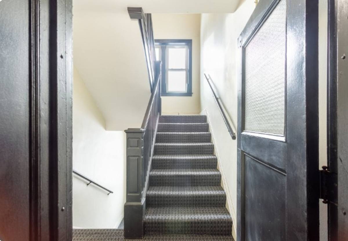 Apartment for rent at 851 Oakwood Blvd, Dearborn, MI 48124