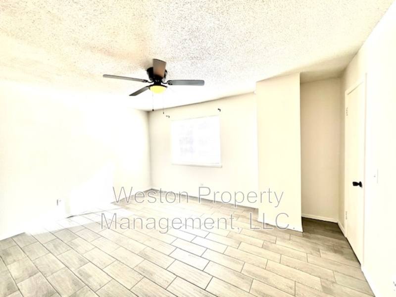 Condo for rent at 6054 NW Expressway, Oklahoma City, OK 73132