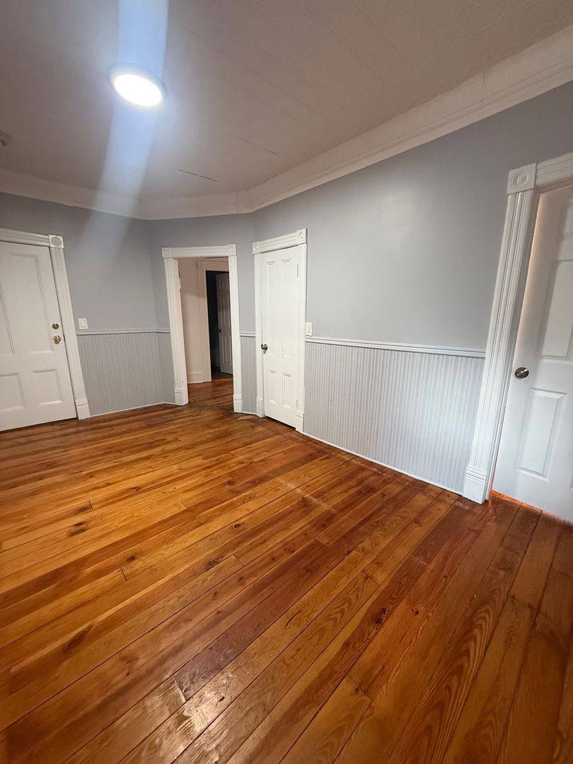 Apartment for rent at 22 Benkard Ave, Newburgh, NY 12550
