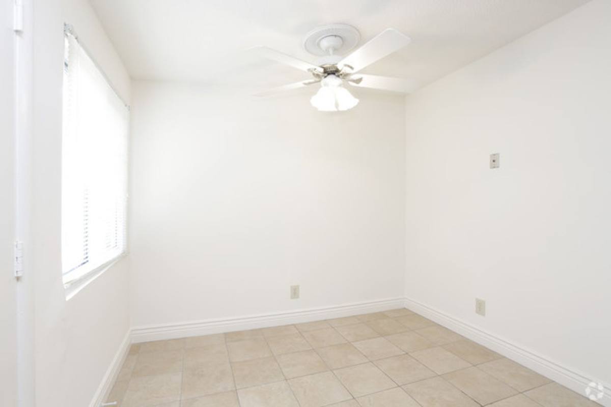 Apartment for rent at 1001 Francis Dr, Champaign, IL 61821