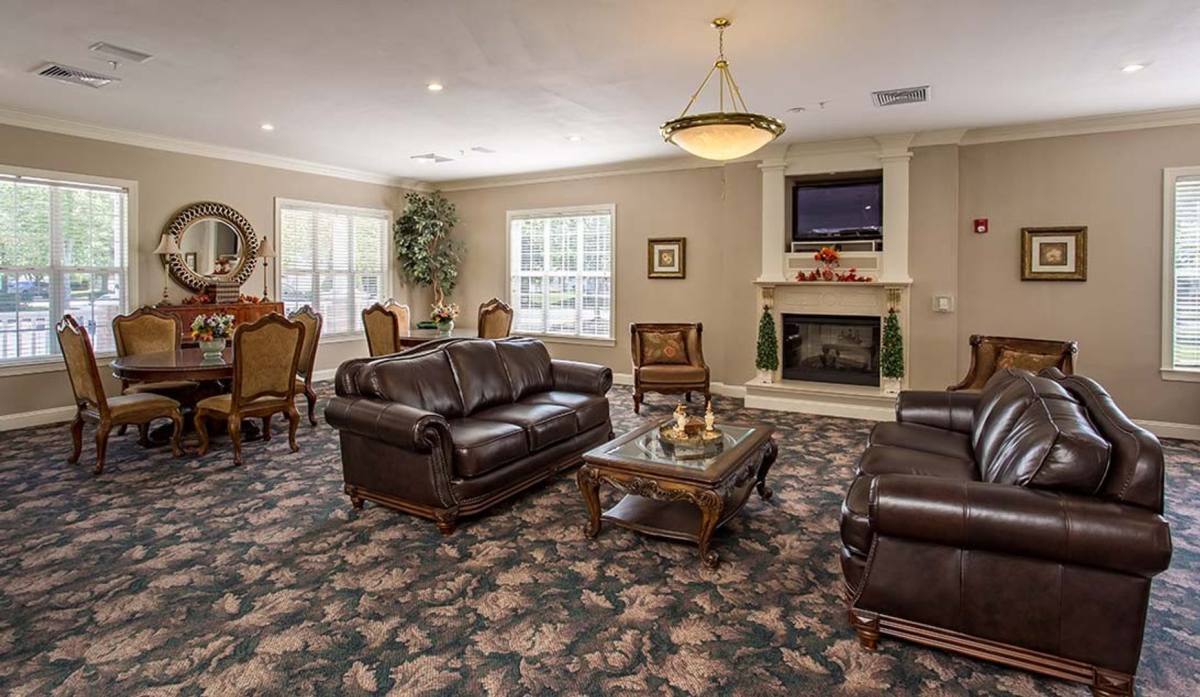 Apartment for rent at 232 W Gilbert St, Hampton, VA 23669
