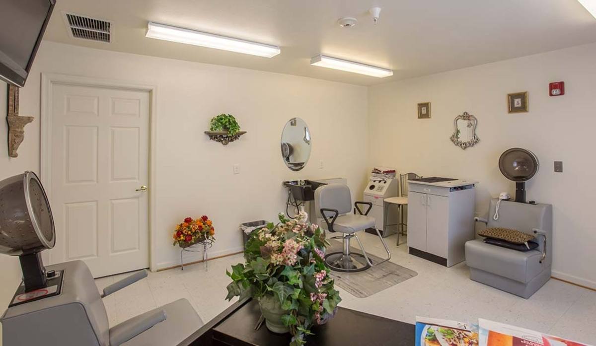 Apartment for rent at 232 W Gilbert St, Hampton, VA 23669