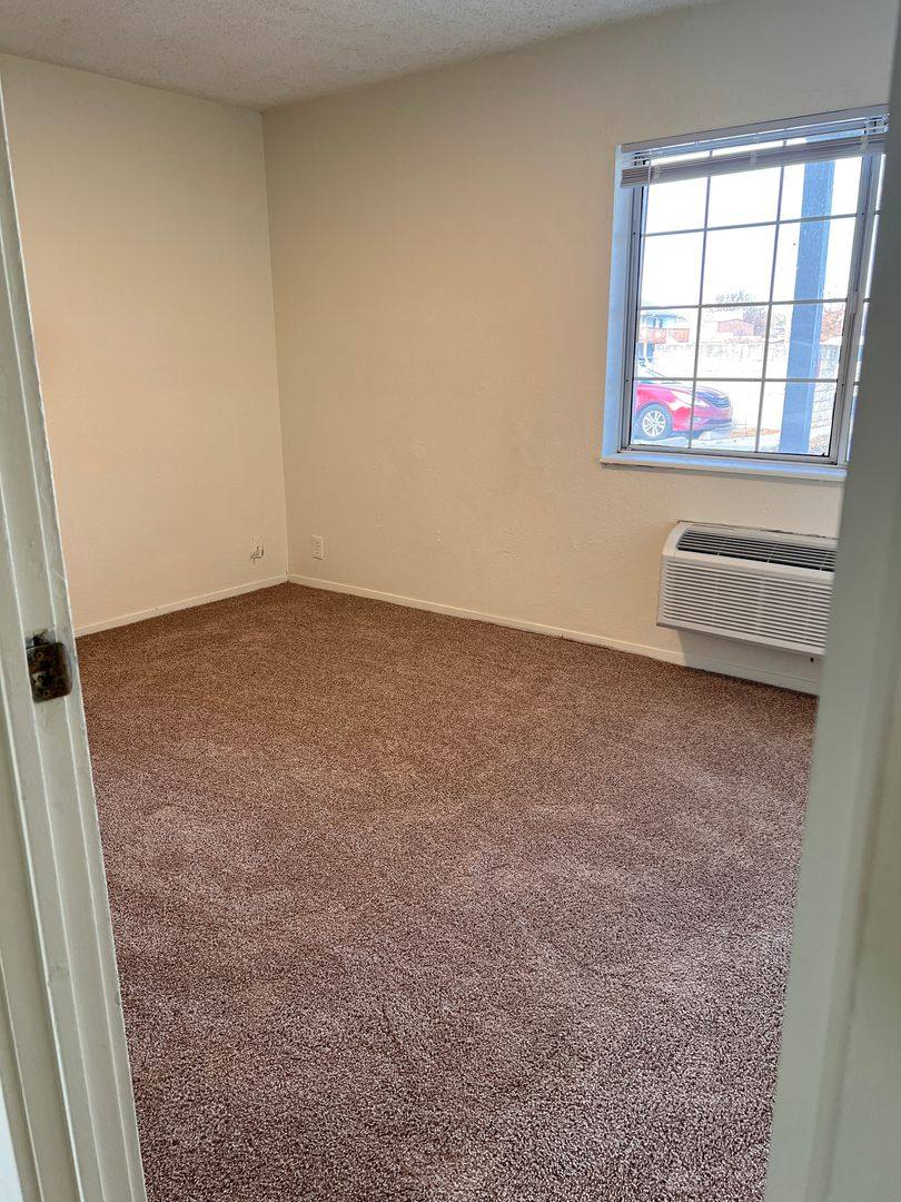 Apartment for rent at 2434 W 24th Terrace, Lawrence, KS 66047