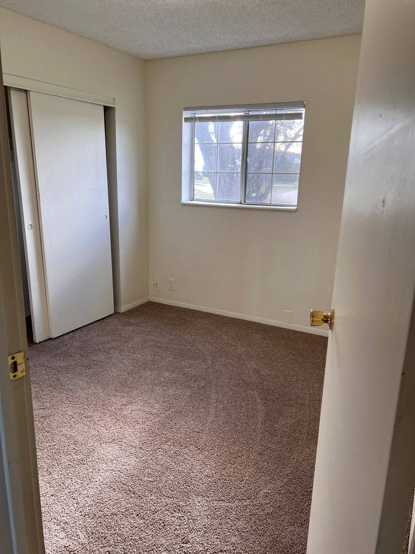 Apartment for rent at 2434 W 24th Terrace, Lawrence, KS 66047