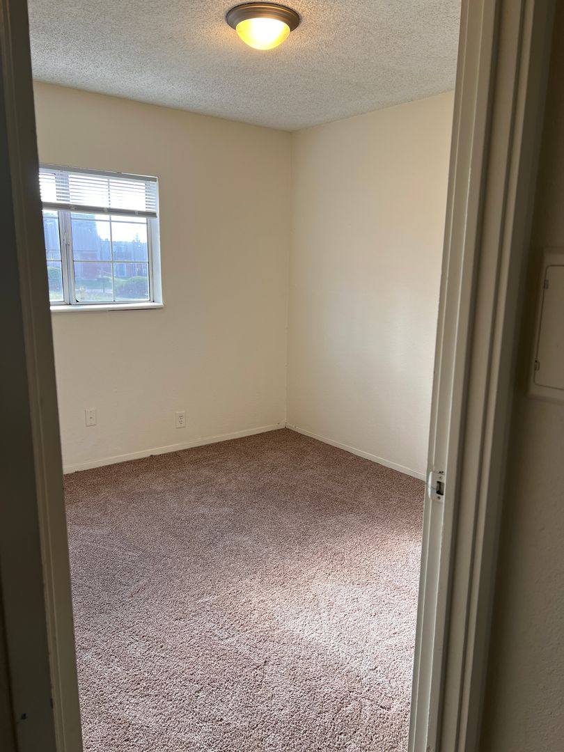 Apartment for rent at 2434 W 24th Terrace, Lawrence, KS 66047