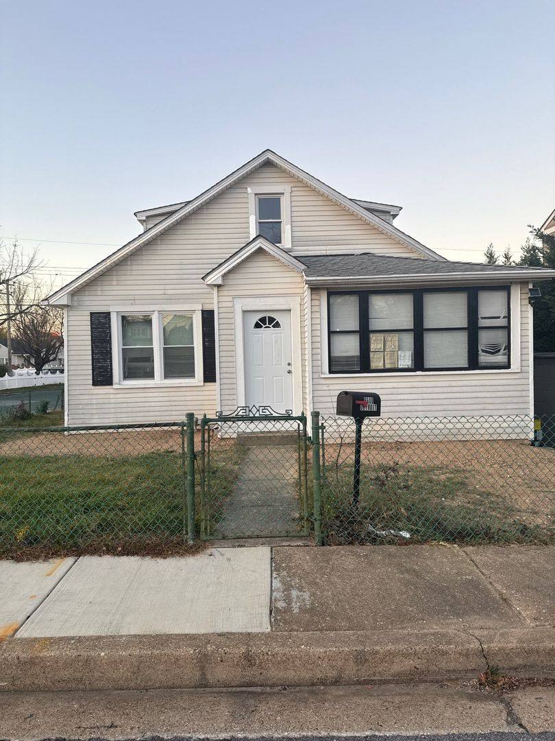 Apartment for rent at 6600 Detroit Ave, Dundalk, MD 21222