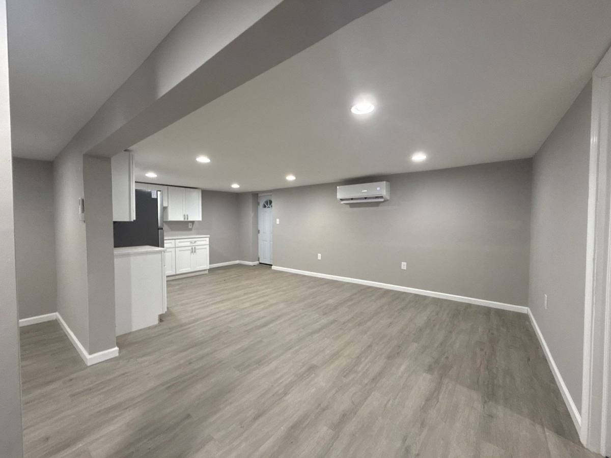 Apartment for rent at 6600 Detroit Ave, Dundalk, MD 21222