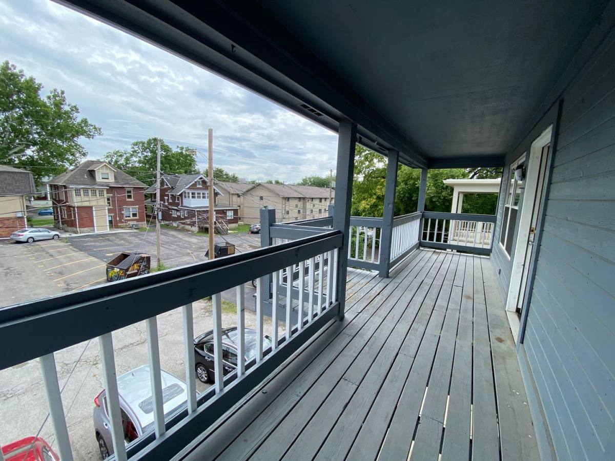 Apartment for rent at 171 E 13th Ave, Columbus, OH 43201