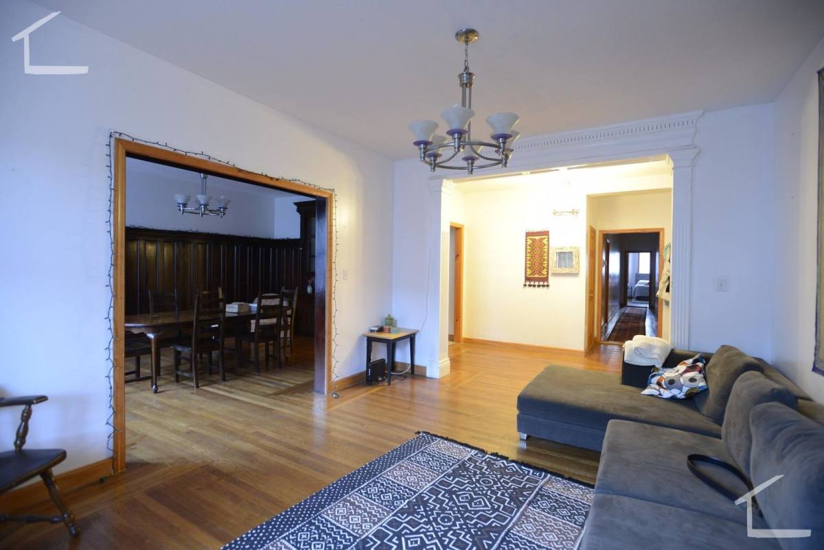 Apartment for rent at 13 Gibbs St #1A, Brookline, MA 02446