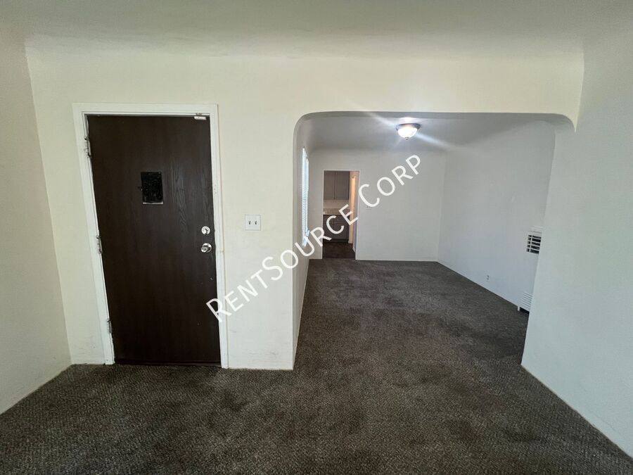 Apartment for rent at 100 E Fredricks St #V, Barstow, CA 92311