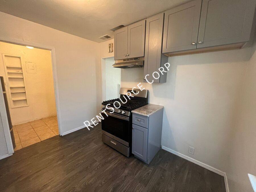 Apartment for rent at 100 E Fredricks St #V, Barstow, CA 92311