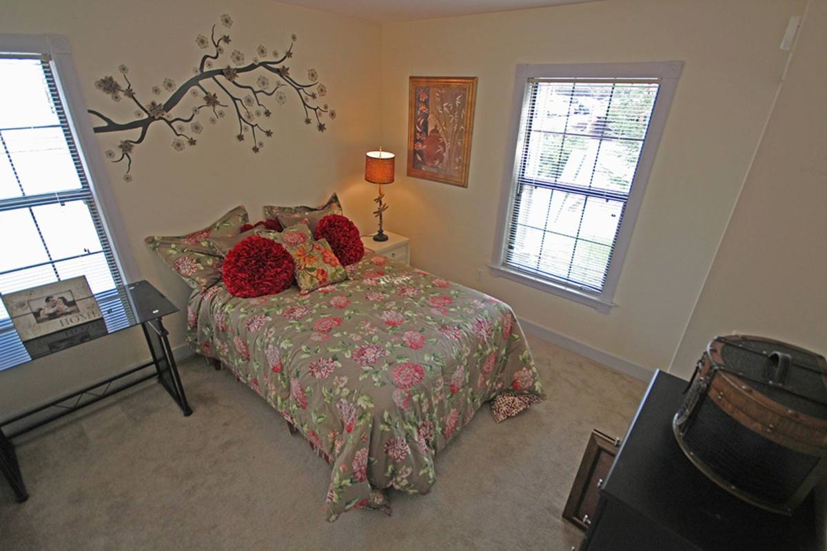 Apartment for rent at 2302-2334 W John, Champaign, IL 61821