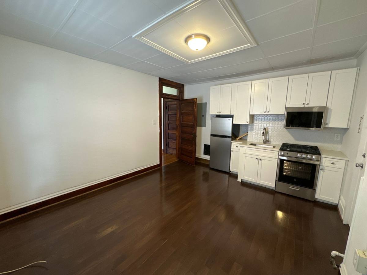 Apartment for rent at 2321 N High St, Columbus, OH 43202