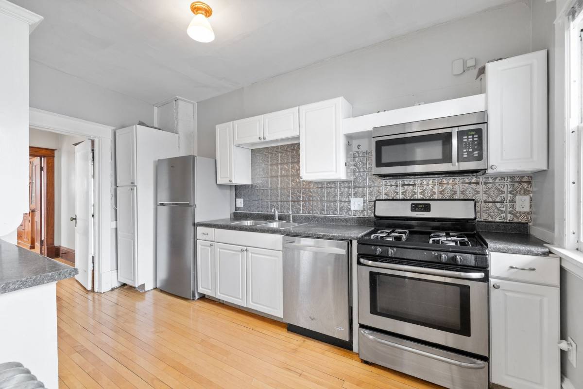 Apartment for rent at 1849 Portland Ave S, Saint Paul, MN 55104