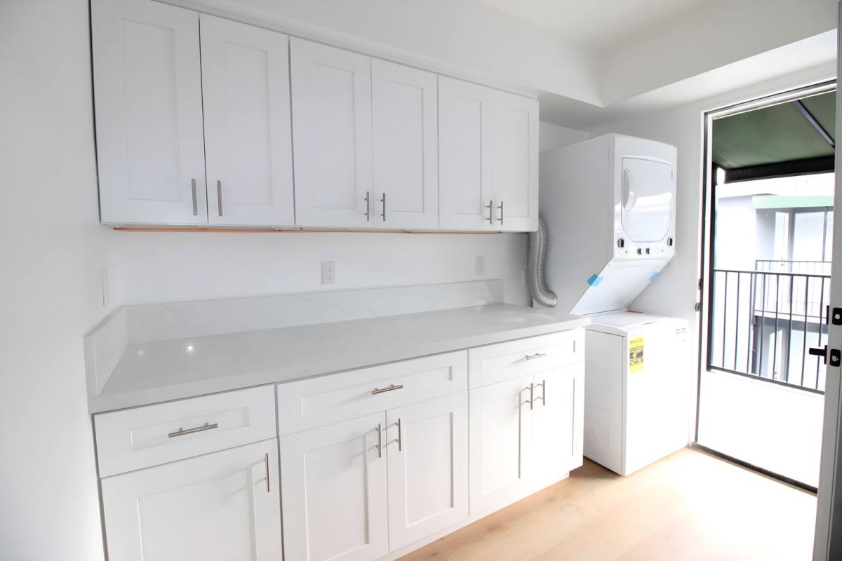 Apartment for rent at 9007-11 Ramsgate Ave, Los Angeles, CA 90045