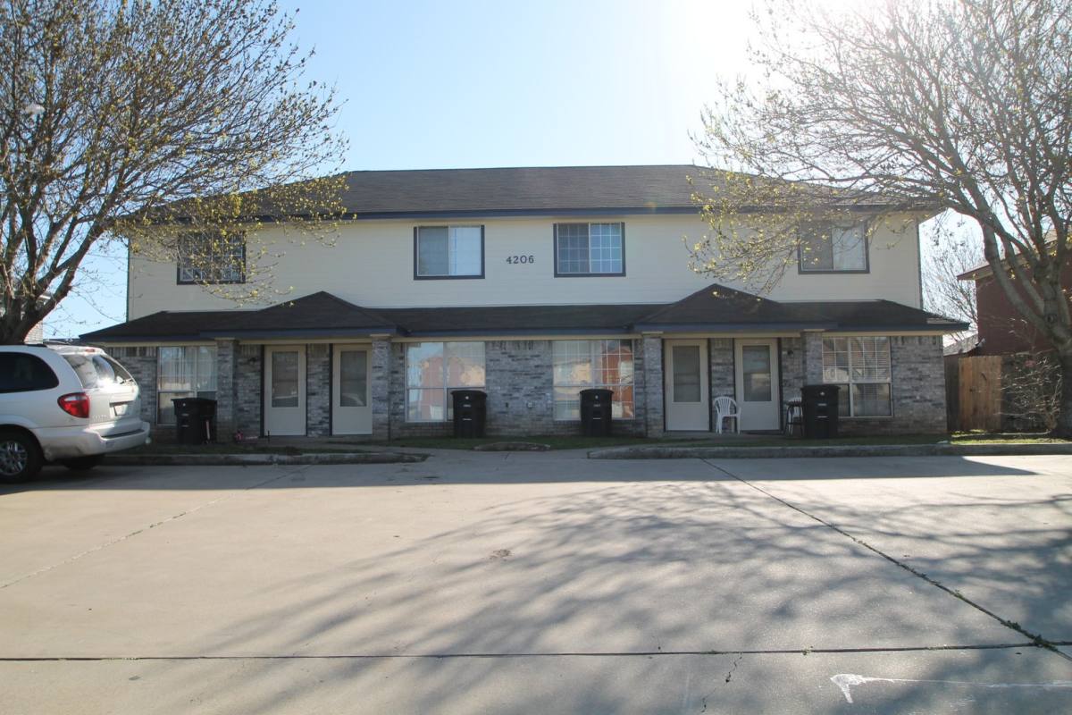 Townhouse for rent at 4206-B Deek Dr, Killeen, TX 76549