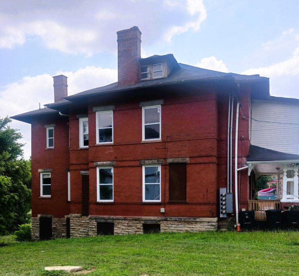 Apartment for rent at 3636 Reading Rd, Cincinnati, OH 45229