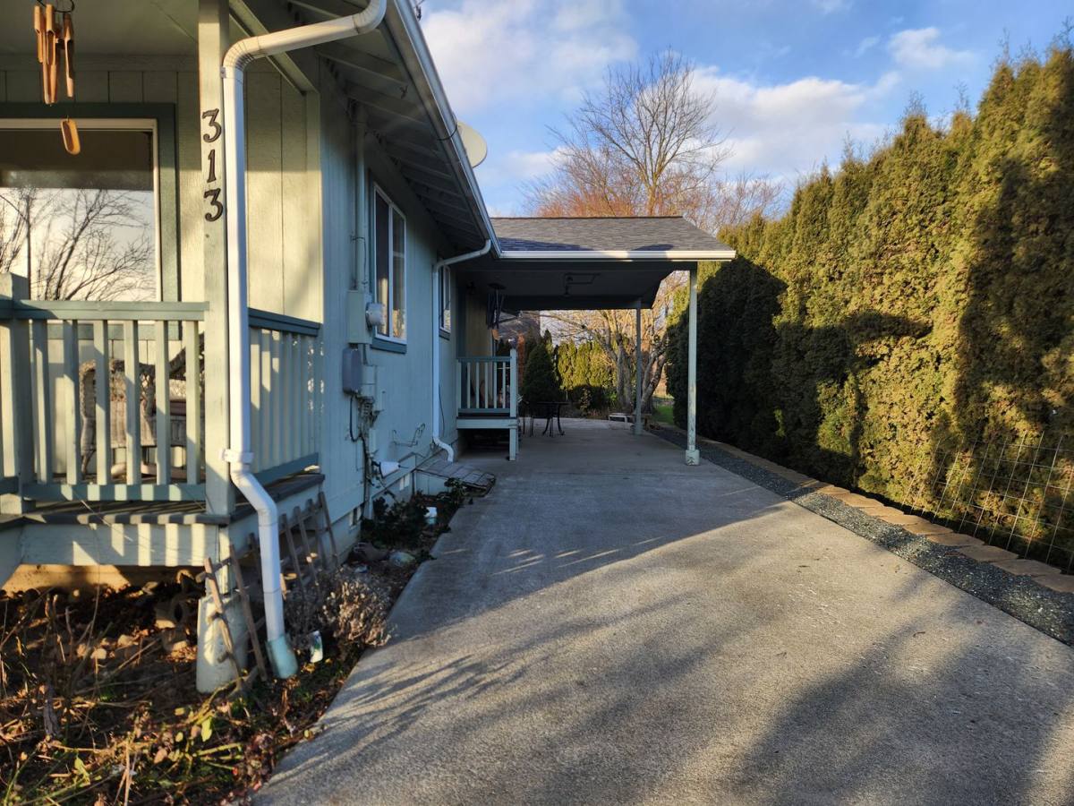House for rent at 313 E Main St, Everson, WA 98247