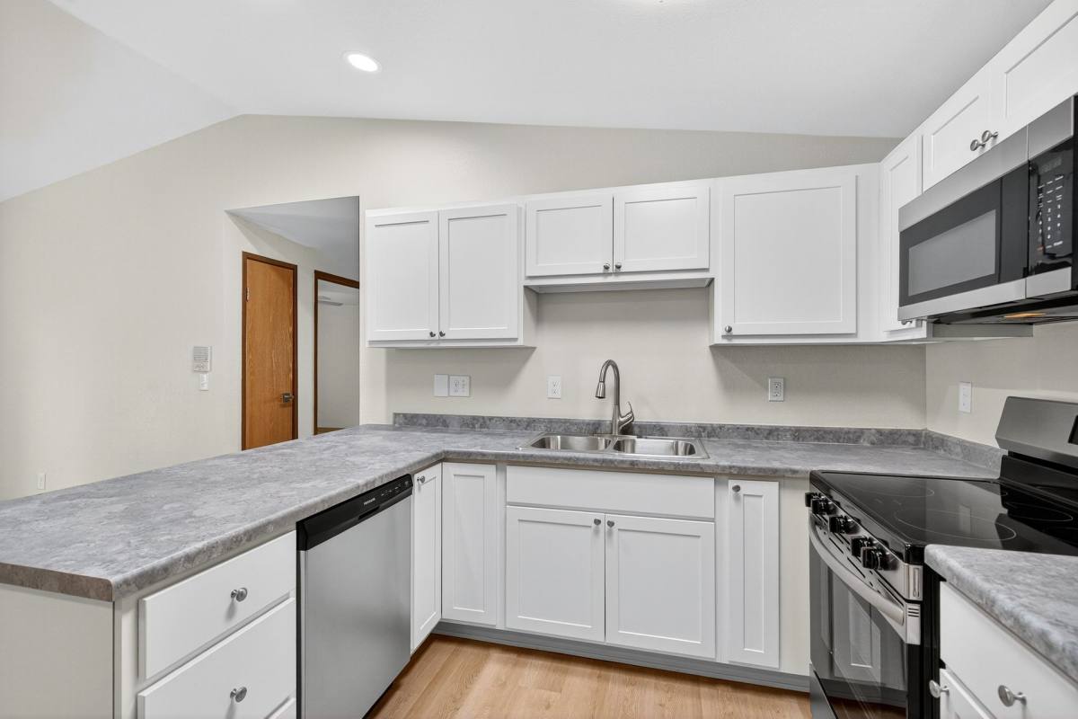 Apartment for rent at 107-225 Turtle Creek Dr, Delavan, WI 53115