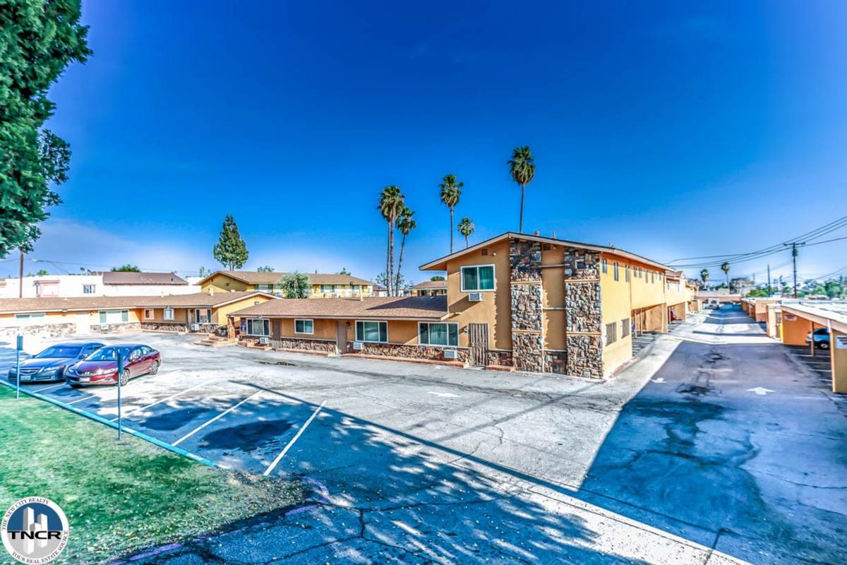 Apartment for rent at 1471 E Eureka St, San Bernardino, CA 92404