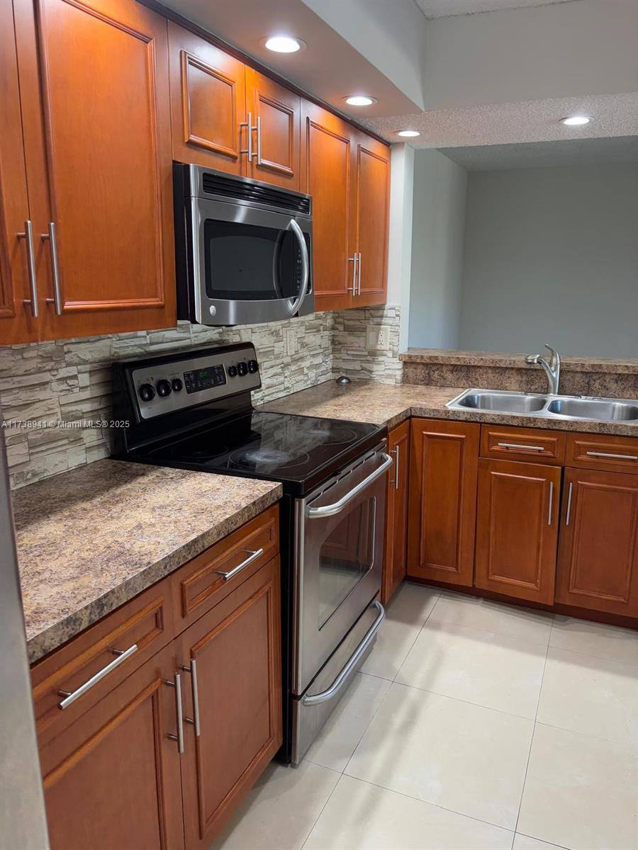 18310 NW 57th Ave #200, Hialeah, FL 33015 - Apartment For Rent - Image 3