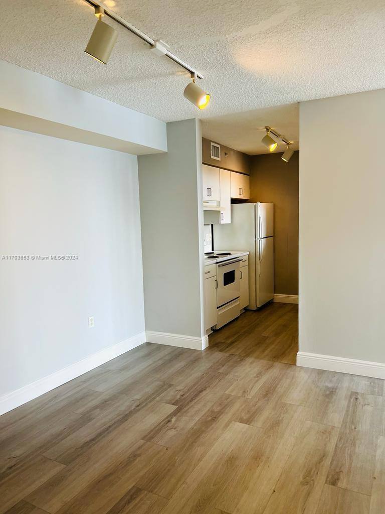 2360 E Preserve Way #216, Hollywood, FL 33025 - Apartment For Rent - Image 2