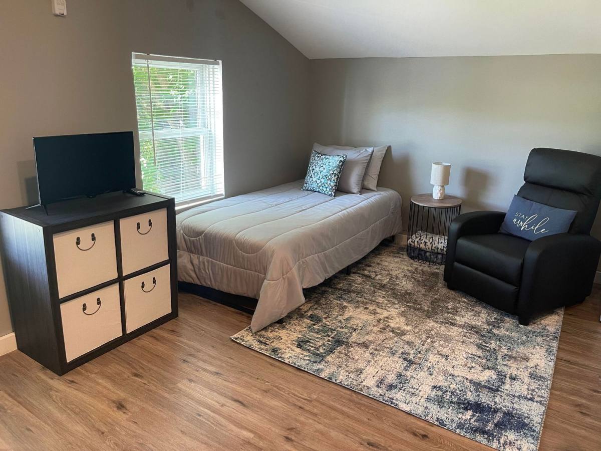 Apartment for rent at 36 Beal St #3, Norway, ME 04268