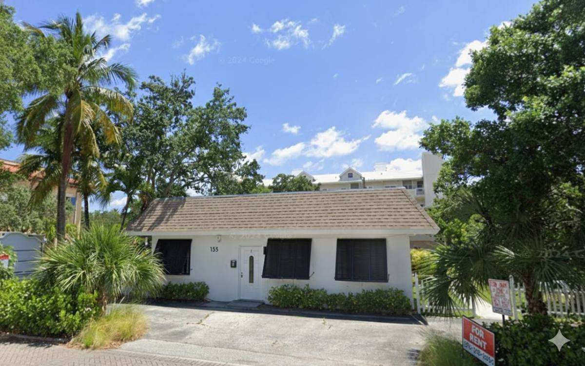 Apartment for rent at 133 SE 5th Ave #3, Delray Beach, FL 33483
