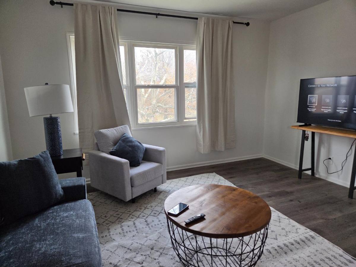 Apartment for rent at 3046 S Moreland Blvd #6, Cleveland, OH 44120