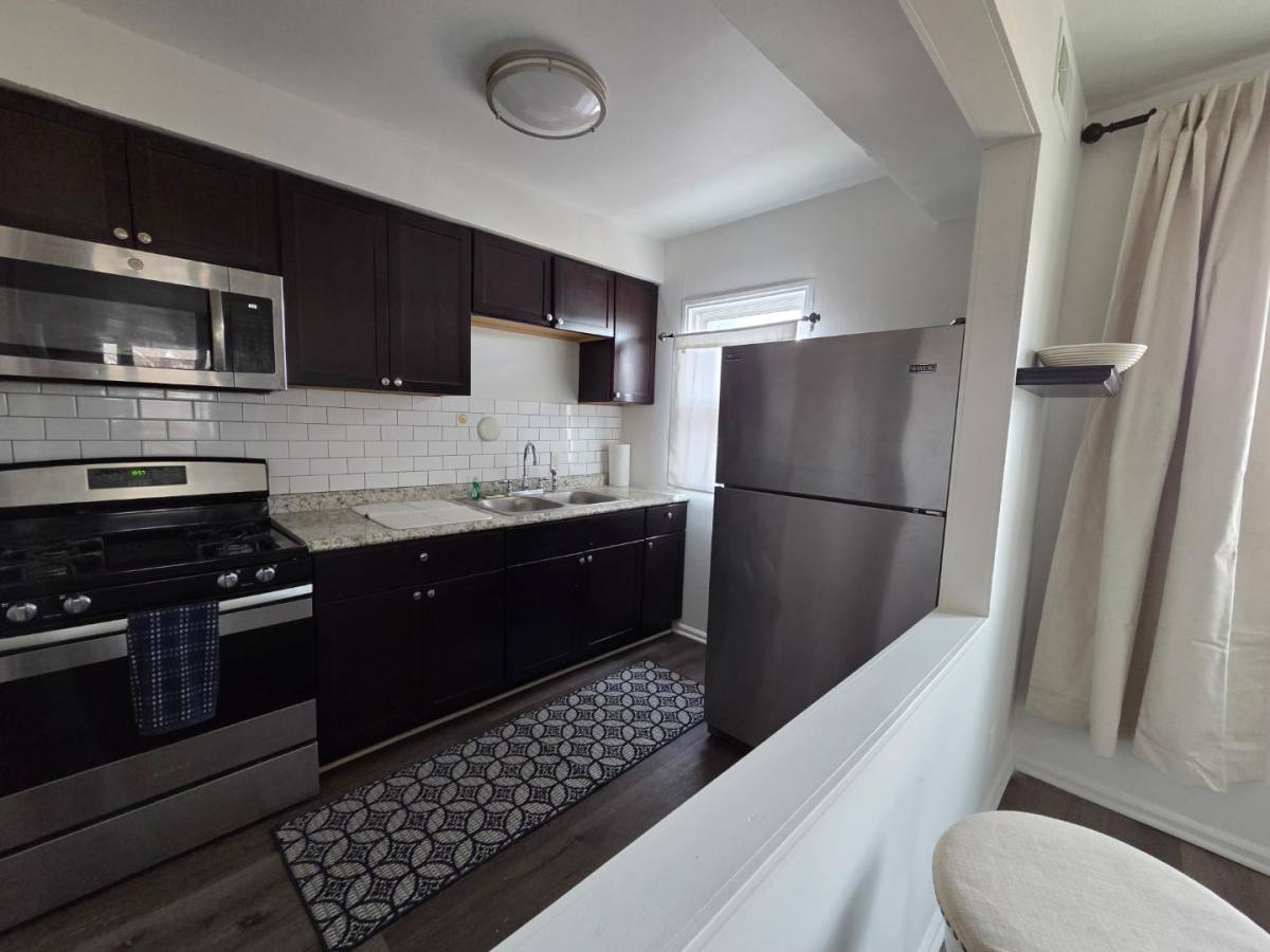 Apartment for rent at 3046 S Moreland Blvd #6, Cleveland, OH 44120