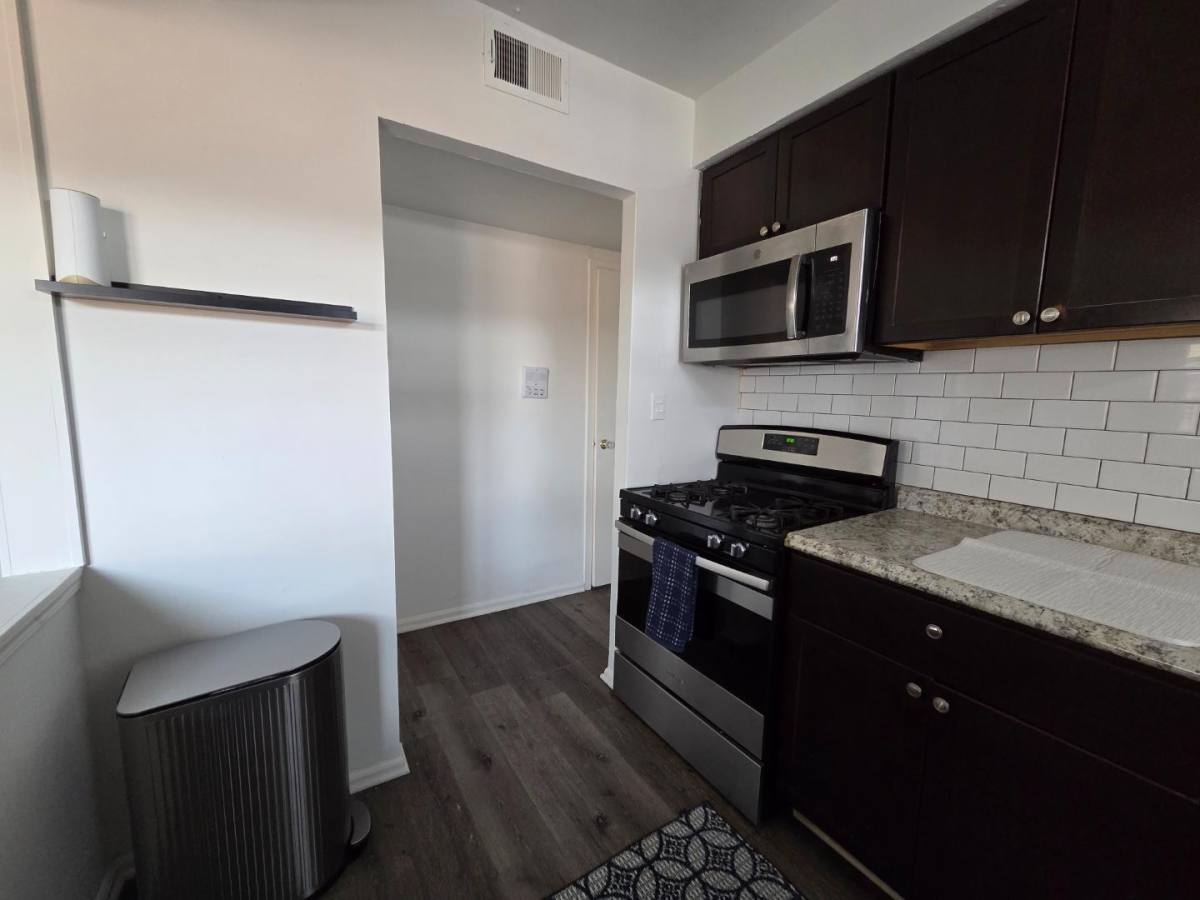 Apartment for rent at 3046 S Moreland Blvd #6, Cleveland, OH 44120